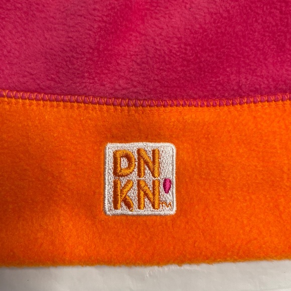 TCS 2021 NYC Marathon Fleece Dunkin Donuts Beanie 50th Anniversary - Picture 5 of 6